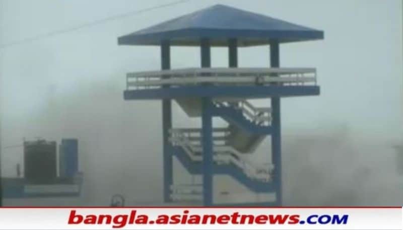 ঘূর্ণিঝড় যশ (Cyclone Yaas)জেরে আশঙ্কা বাড়ছে উপকূলবর্তী এলাকায়।দীঘায়ওয়াচ টাওয়ার ছাপিয়ে ব্যাপক জলোচ্ছ্বাস।
