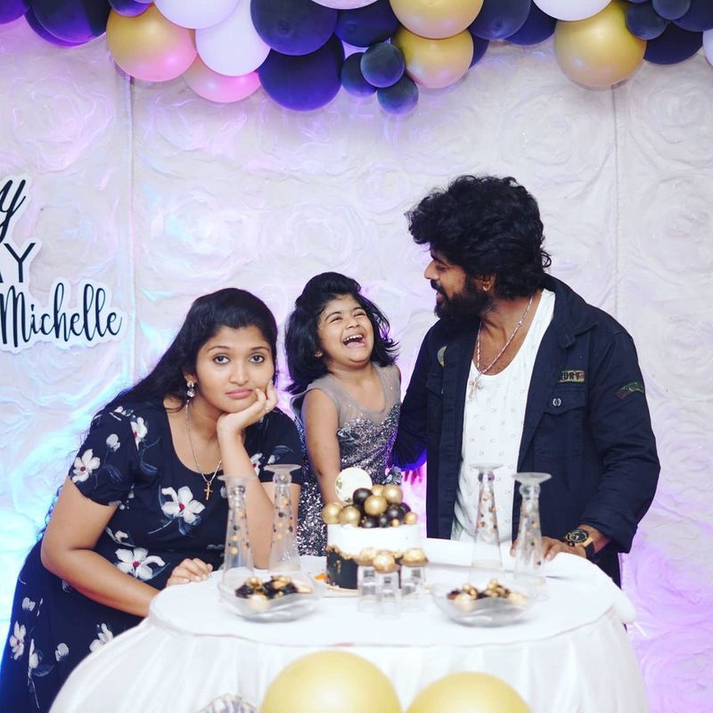 பிறந்தநாள் குதூகலத்தில் குட்டி தேவதை லாலா 