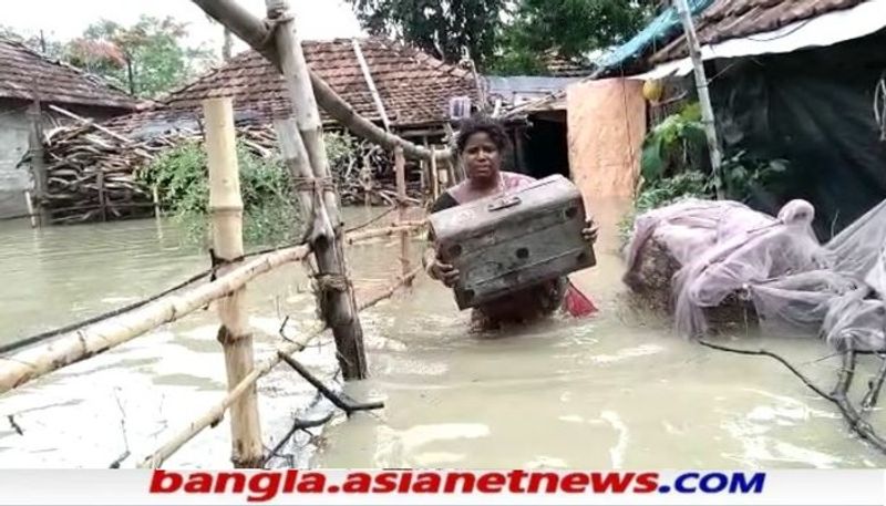প্রবল শক্তিশালী ঘূর্ণিঝড় যশের জেরে এই অবধি ২০ হাজার বাড়ি ক্ষতিগ্রস্থ হয়েছে।