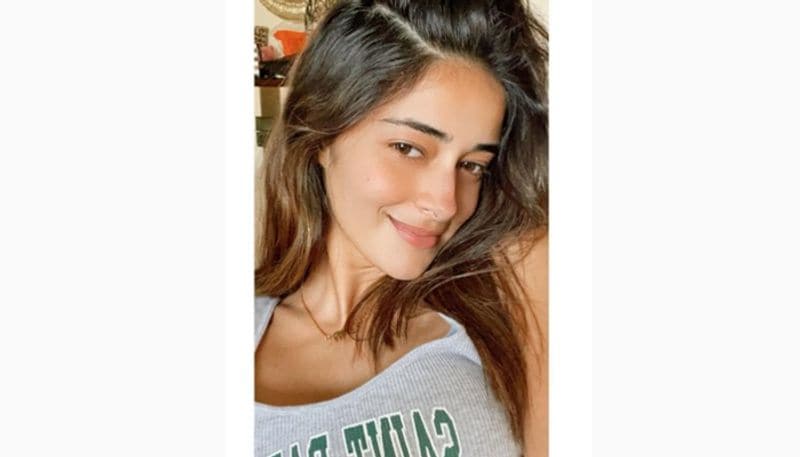 Ananya shares some pleasant selfies, with a powerful message, "Tenderness is our superpower", she captioned her post, "hi 🧡".