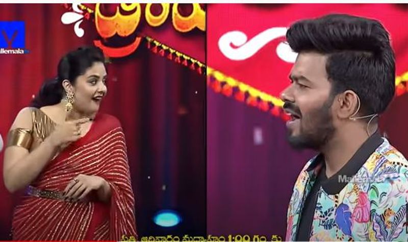 ఈ సందర్భంగా శ్రీముఖి, సుధీర్ ఒకరినొకరు చూసుకోవడం, సిగ్గు పడటం ఆద్యంతం ఆకట్టుకుంటుంది. ఈ ఎపిసోడ్కే హైలైట్గా మారింది.