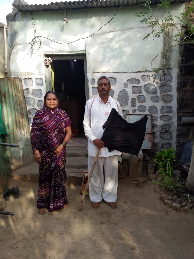 farmers protesters burning Modi governmens coffin