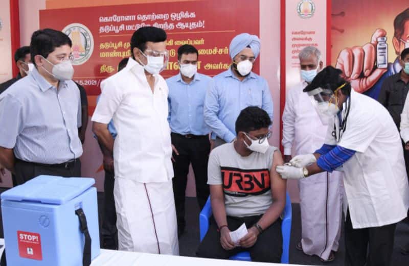 Chief Minister inaugurated a COVID Special Care Centre and COVID-19 vaccination camp at Chennai