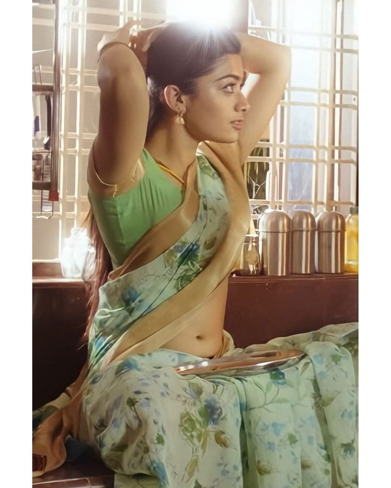 ಅಮಿತಾಬ್ ಬಚ್ಚನ್ ಜೊತೆ ಗುಡ್ಬೈ ಮತ್ತು ಸಿಧಾರ್ಥ್ ಮಲ್ಹೋತ್ರಾ ಅವರೊಂದಿಗೆ ಮಿಷನ್ ಮಜ್ನು ಸಿನಿಮಾಗಳ ನಂತರ ರಶ್ಮಿಕಾ ಜನಪ್ರಿಯತೆ ದುಪ್ಪಟ್ಟಾಗಿದೆ.