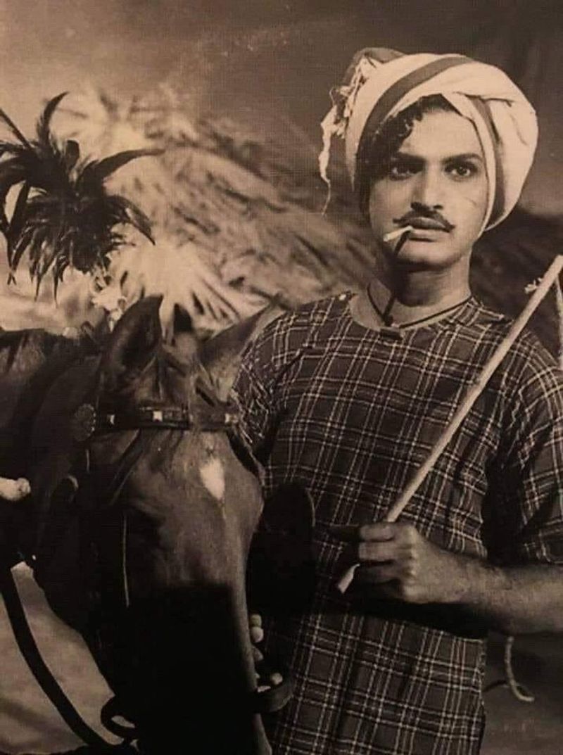 ఎన్టీఆర్(నందమూరి తారకరామారావు) అరుదైన, ఎప్పుడూ చూడని ఫోటోలు.
