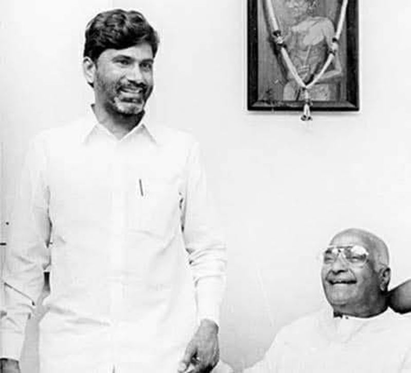 ఎన్టీఆర్(నందమూరి తారకరామారావు) అరుదైన, ఎప్పుడూ చూడని ఫోటోలు.