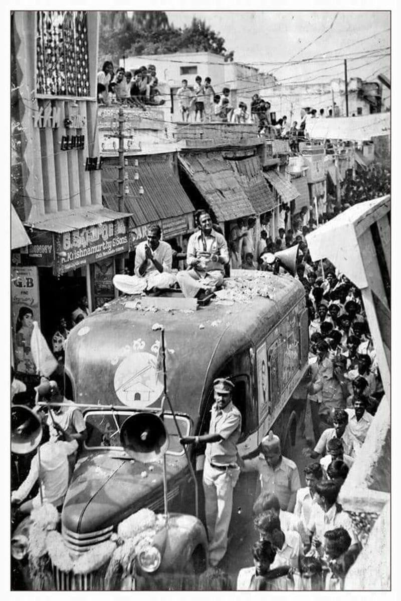 ఎన్టీఆర్(నందమూరి తారకరామారావు) అరుదైన, ఎప్పుడూ చూడని ఫోటోలు.