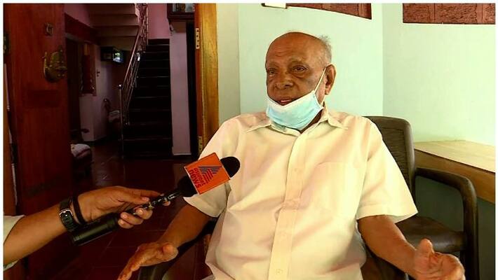 Paloli Mohammed Kutty respond to court order to lift minority scholarship share Paloli Mohammed Kutty respond to court order to lift minority scholarship share
