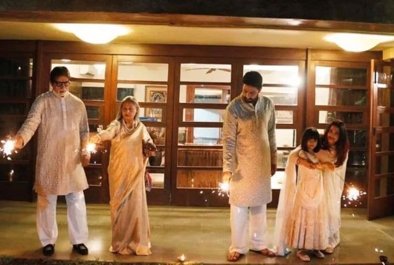 రెండవ బంగ్లా పేరు‘ప్రతీక్ష’, వారు ‘జల్సా’ ఇంటిలోకి మారే ముందు ఇక్కడే నివసించారు. అమితాబ్ తన తల్లిదండ్రులతో కలిసి కొన్నాళ్లు ఇక్కడే ఉన్నాడు. అభిషేక్, శ్వేతా కూడా తమ బాల్యాన్ని ఇక్కడే గడిపారు.అమితాబ్ బచ్చన్ తరచూ తన కుటుంబంతో కలిసి ఉన్న ఫోటోలను సోషల్ మీడియాలో షేర్ చేస్తుంటారు. అతని మూడవ బంగ్లా పేరు 'జనక్', అక్కడ అతనికి కార్యాలయం కూడా ఉంది. నాల్గవ బంగ్లా వాట్సా. వారు దీనిని బ్యాంకుకు లీజుకు ఇచ్చారు. ఇవి కాకుండా కొన్ని నివేదికల ప్రకారం, 2013లో కూడా అతను 'జల్సా' వెనుక దాదాపు రూ.60 కోట్ల విలువైన బంగ్లాను కొనుగోలు చేశాడు.