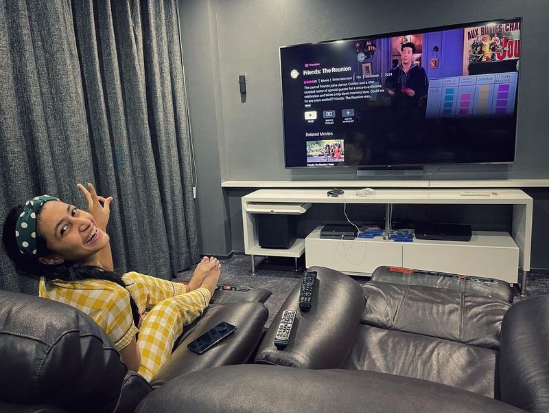 Recently, FRIENDS had a reunion episode involving the primary cast, showcased on HBO MAX. Dhanashree happened to relive the moment by watching it from her couch on her smart TV, as she captioned the post, “FRIENDS. Made my growing up years special ❤️ It’s not just a show... it’s an emotion for all the religious followers. Friends reunion 😍“.