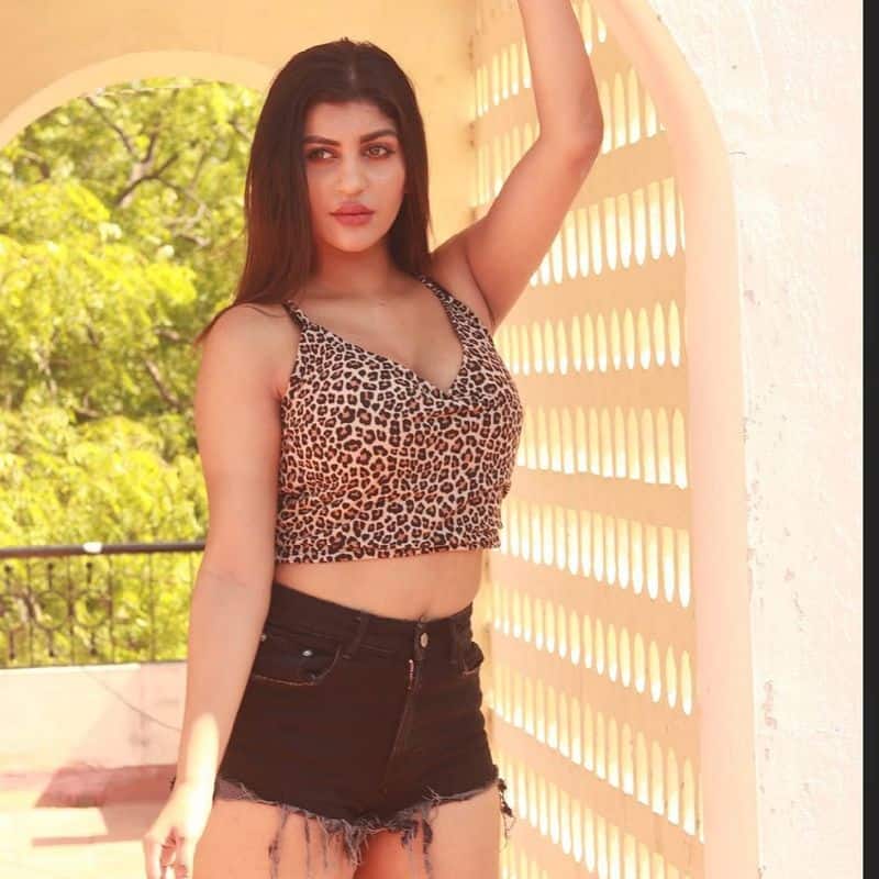 actress yashika anand support for bollywood serial actor pearl v puri