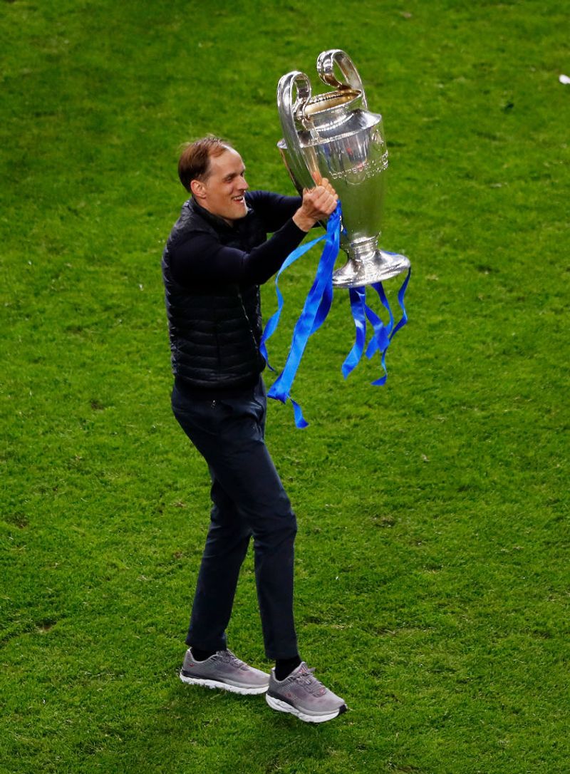 Tuchel: “I’m not even 100 per cent sure, but maybe, I have a new contract now. It can be, my manager said something about it, but I do not know. So, let’s check this first. I spoke to the owner right now on the pitch; this was the best moment for a first meeting. Or the worst, because from now on, it can only get worse! We will speak tomorrow, speak later, speak tomorrow, and looking forward to this.”