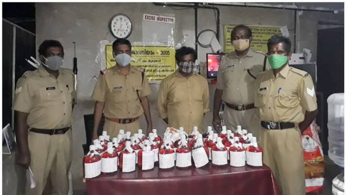 two youths arrested for illegal liquor sale in sultthan bathery two youths arrested for illegal liquor sale in sultthan bathery