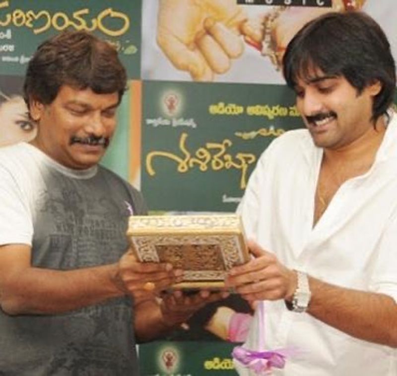 2009లో వచ్చిన శశిరేఖా పరిణయం సినిమా తర్వాత తరుణ్ కి నాలుగేళ్లు గ్యాప్ వచ్చింది. 2013లో చుక్కలాంటి అమ్మాయి చక్కనైన అబ్బాయి అనే చిత్రం చేయగా, అది కూడా ప్లాప్. ఆతర్వాత వచ్చిన యుద్ధం, వేట అనే సినిమాలు జనాలకు తెలియకుండానే వెళ్లిపోయాయి.