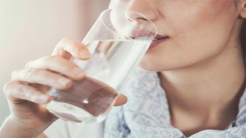 10 foods that fight for pimple and acne, must include in daily routine dva