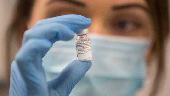 Tamil Nadu is suffering from a shortage of vaccines .. The government is waiting for the central government. Tamil Nadu is suffering from a shortage of vaccines .. The government is waiting for the central government.