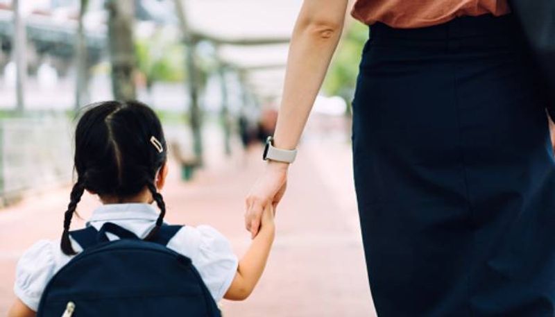 China removes child restraint plan