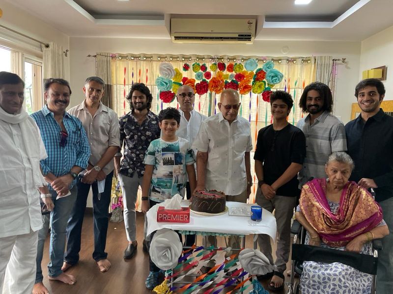 కృష్ణ బర్త్ డే ఫోటోలు.