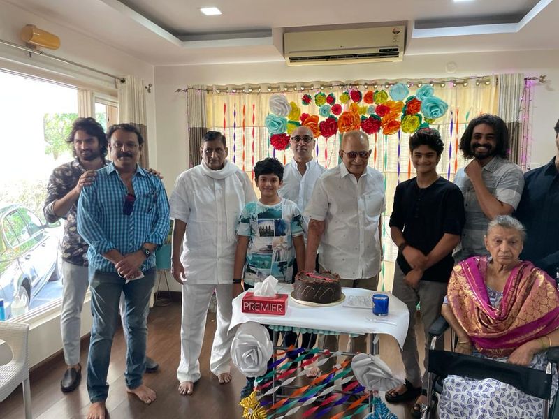 కృష్ణ బర్త్ డే ఫోటోలు.