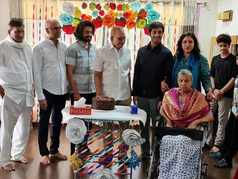 కష్ణ బర్త్ డే వేడుకలు.