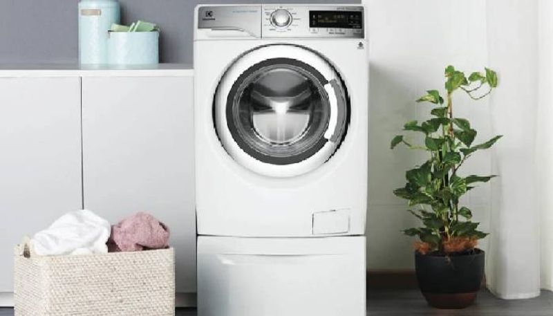 Follow this tips to reduce your monthly Electricity Bill
