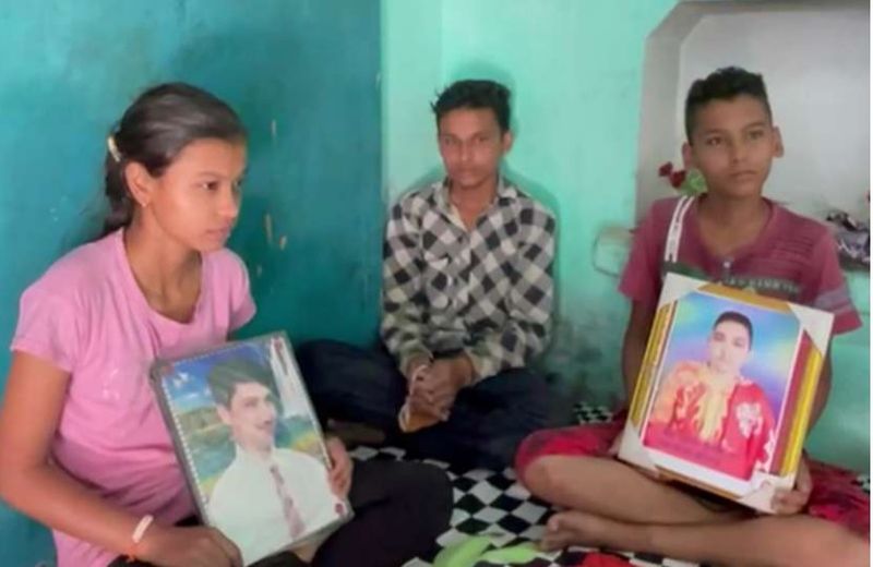 शामली के लिसाढ़ गांव निवासी किसान मांगेराम मलिक खेती कर अपने परिवार का भरण-पोषण करते थे। मांगेराम के बेटे लोकेद्र मलिक (40) इकलौते बेटे कमाऊ पूत थे। लेकिन, वो कोरोना की पहली लहर में चपेट में आ गए। जिनकी उपचार के दौरान अप्रैल 2020 को मौत हो गई।
