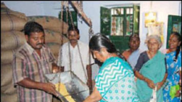 Inspect and report on Ration shops every month .. Government of Tamil Nadu orders district collectors. Inspect and report on Ration shops every month .. Government of Tamil Nadu orders district collectors.
