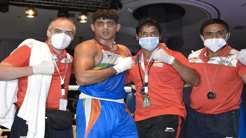 संजीत ने ओलंपिक मैडलिस्ट को हराया
संजीत ने सोमवार को दुबई में एशियाई मुक्केबाजी चैंपियनशिप में 91 किग्रा फाइनल में वासिली लेविट पर 4-1 से जीत हासिल की। जो टूर्नामेंट के अपने चौथे गोल्ड का पीछा कर रहा था और ओलंपिक सिल्वर मैडल विजेता है।