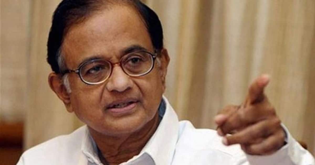 எட்டு ஆண்டுகளில் பெட்ரோல், டீசல் வரி ரூ.26,51,919 கோடி.. குடும்பத்திடம் ரூ.1 லட்சம் வசூல்..  ப.சி. அம்பலம்!