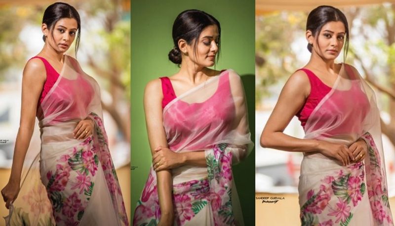 ప్రస్తుతం ప్రియమణి `ఢీ` షోకి జడ్జ్ గానూ, అలాగే `నారప్ప`, `విరాటపర్వం` చిత్రంలో నటిస్తుంది. తమిళం, కన్నడ, మలయాళం, హిందీ సినిమాలతో బిజీగా ఉంది.