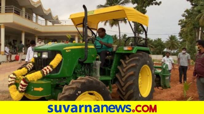 former Karnataka cm hd kumaraswamy buys new tractor for agriculture mah