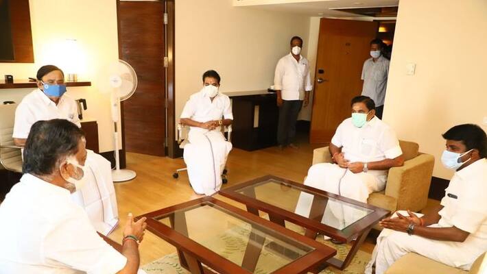 Edappadi palaniswami and O Pannerselvam meeting held at chennai star hotel Edappadi palaniswami and O Pannerselvam meeting held at chennai star hotel