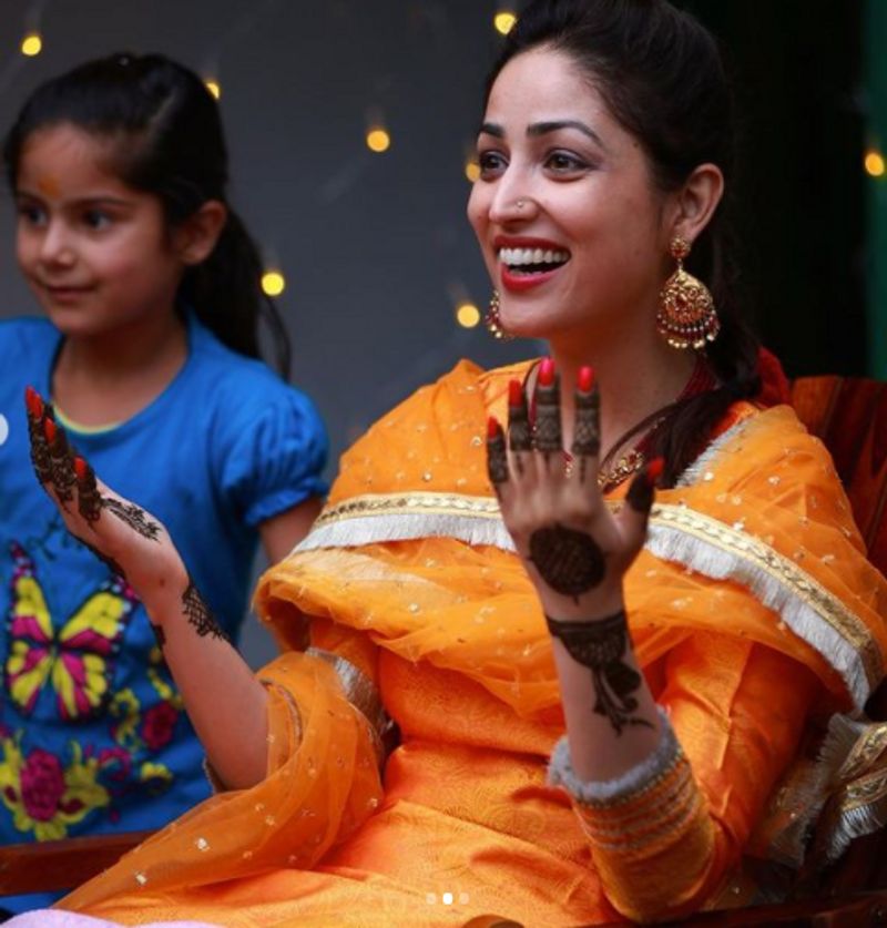 ಯಾಮಿ ಗೌತಮ್ ಆದಿತ್ಯ ಧಾರ್ ಅವರ ಉರಿ: ದಿ ಸರ್ಜಿಕಲ್ ಸ್ಟ್ರೈಕ್ ನಲ್ಲಿ ನಟಿಸಿದ್ದಾರೆ.