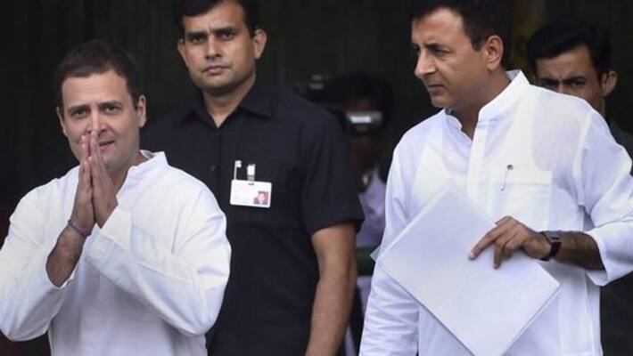 Rahul Gandhi slams Centre for fighting for blue ticks amid Covid-19 vaccine shortage KPP Rahul Gandhi slams Centre for fighting for blue ticks amid Covid-19 vaccine shortage KPP