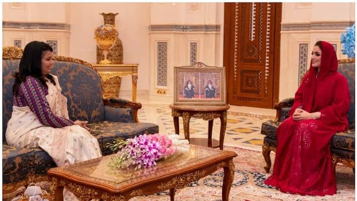 Oman first lady meets Nepal ambassador Oman first lady meets Nepal ambassador