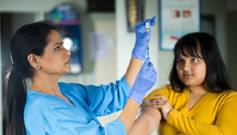 ट्रायल लास्ट स्टेज पर
हैदराबाद बेस्ड बायोलॉजिलक ई की वैक्सीन Corbevax के थर्ड फेज का क्लीनिकल ट्रायल आखिरी दौर में है। माना जा रहा है कि जुलाई यह पूरा हो जाएगा।
