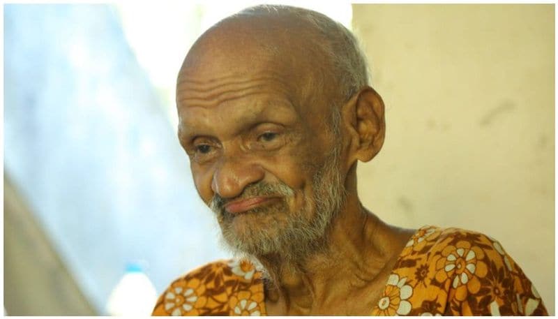 യഹിയ തന്റെ ജീവിതം തുടങ്ങുന്നത് ഇന്ന് അന്തിയുറങ്ങുന്ന ഈ വീട്ടില് നിന്നാണ്. ഈ വീട്ടിലെ പാചകകാരനായിരുന്നു അദ്ദേഹത്തിന്റെ ജീവിതം തുടങ്ങുന്നത്. ഒടുവില് ആ വീടിന്റെ വരാന്തയില് കിടന്ന് അന്ത്യശ്വാസം വലിക്കണമെന്നതാണ് അദ്ദേഹത്തിന്റെ ഇപ്പോഴത്തെ ആഗ്രഹം. ഇന്നും 'മാക്സി'യാണ് അദ്ദേഹത്തിന്റെ വേഷം. 