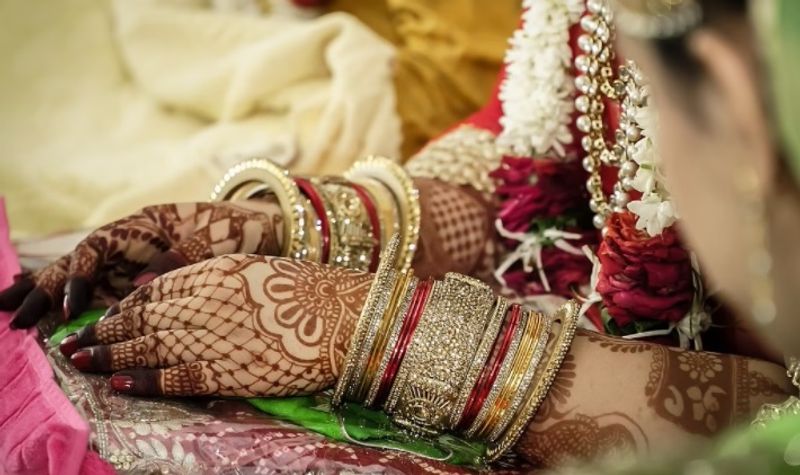 Simple vastu tips to get married soon and get rid of various issues