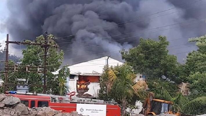 maharashtra pune chemical packaging section of water fire accident maharashtra pune chemical packaging section of water fire accident
