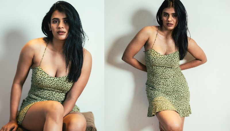 ಹೆಬಾ ಪಟೇಲ್ ಪೋಟೋ ವೈರಲ್ ಆಗಿದ್ದು ಅಭಿಮಾನಿಗಳು ನಾಯಕಿಯ ಗುಣಗಾನ ಮಾಡಿದ್ದಾರೆ. 