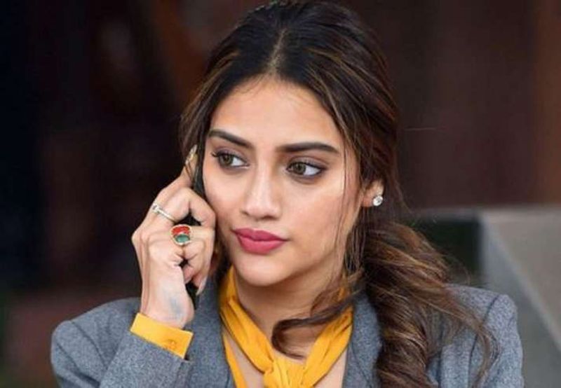 నుస్రత్ జహాన్2019 సంవత్సరంలో సినీ ప్రపంచం నుండి రాజకీయాల్లోకి అడుగుపెట్టిన నుస్రత్ జహాన్ ప్రపంచంలో అందమైన మహిళా నాయకుల జాబితాలో అగ్రస్థానంలో ఉన్నారు. నుస్రత్ జహాన్ రాజకీయాల్లో చేరడానికి ముందు బెంగాలీ సినిమాలో చాలా పేరు సంపాదించారు. 2019 లోక్సభ ఎన్నికల్లో తృణమూల్ కాంగ్రెస్ అభ్యర్థిగా బసిర్హాట్ నుంచి ఎన్నికల్లో విజయం సాధించి పార్లమెంటుకు చేరుకున్నారు.