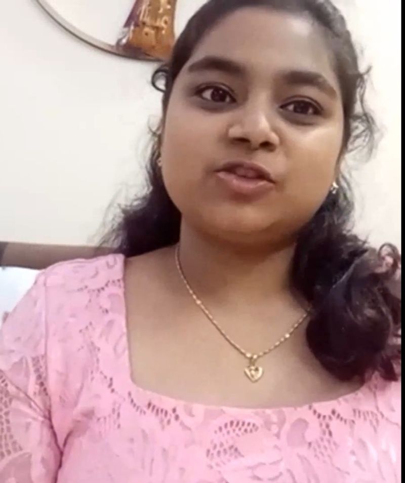 నాకు ఆక్సిడెంట్ అయిన తర్వాత నాకు ఏదో ఐపోయిందని యూట్యూబ్ ఛానల్స్ లో తప్పుడు వార్తలు వచ్చాయని గీతిక చెప్పడం విశేషం.