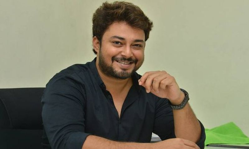 చైల్డ్ ఆర్టిస్టుగా రాణించిన వారిలో తనీష్ ఒకరు. వెంకటేష్ `ప్రేమంటే ఇదేరా`లో నటించాడు. `నచ్చావులే` చిత్రంతో హీరోగా పరిచయమై మంచి విజయాన్ని అందుకున్నాడు. దీంతో లవర్ బాయ్ ఇమేజ్ని సొంతం చేసుకున్నాడు. ఆ తర్వాత `రైడ్`తోనూ అదరగొట్టాడు. కానీ ఆతర్వాత కెరీర్ గాడి తప్పింది. వరుస పరాజయాలు, లవర్ బాయ్ ఇమేజ్ నుంచి బయటపడలేకపోవడం, డ్రగ్స్ కేసులో ఆరోపణలు ఎదుర్కోవడం వంటి కారణాలతో ఇప్పుడు కెరీర్ ఆగిపోయింది. మూడేళ్లుగా తనీష్ సైతం టాలీవుడ్కి దూరమయ్యాడు.