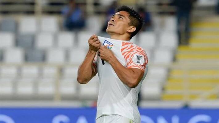 SuniL Chhetri named best male footballer of the year 2021-22 by AIFF spb SuniL Chhetri named best male footballer of the year 2021-22 by AIFF spb
