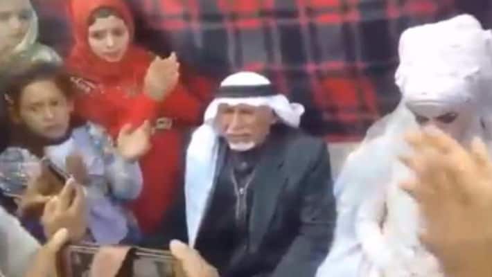 man got married 37th time in front of his 28 wife 35 children and 126 grand children, watch video dva man got married 37th time in front of his 28 wife 35 children and 126 grand children, watch video dva