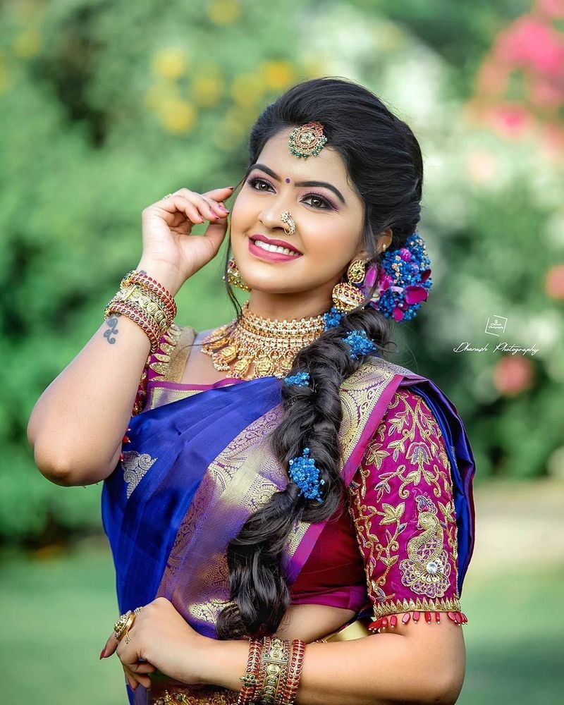 அப்படியே மணமகள் போலவே இருக்கும் ரக்ஷிதா 