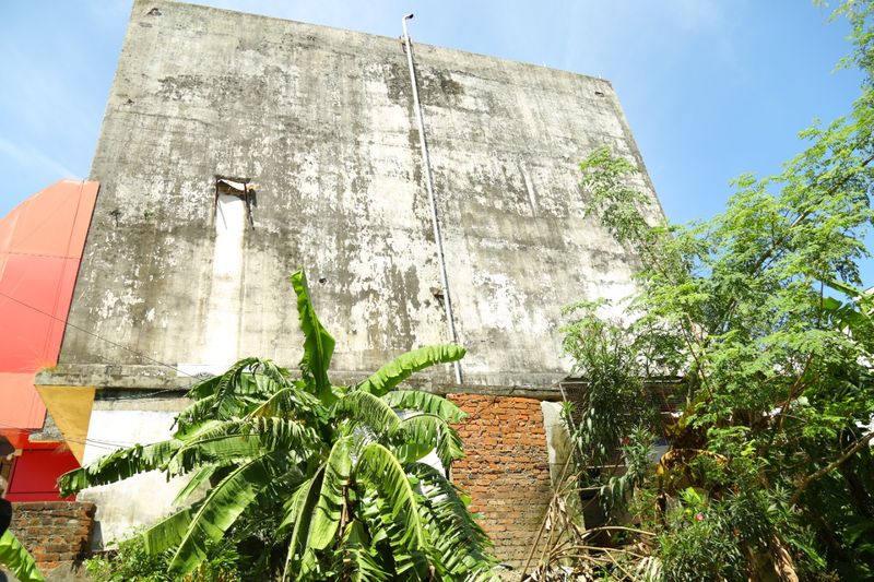 കൊവിഡ് മഹാമാരിയുടെ രണ്ടാംവരവിന്റെ ഈ കാലത്ത്, എല്ലാവരും മാസ്ക് ധരിച്ചും സാനിറ്റൈസ് ചെയ്തും സാമൂഹ്യ അകലം പാലിച്ചും വാക്സിന് എടുത്തും പ്രതിരോധത്തിന് തയ്യാറാവണമെന്ന് ഏഷ്യാനെറ്റ് ന്യൂസ് അഭ്യര്ത്ഥിക്കുന്നു. ഒന്നിച്ച് നിന്നാല് നമുക്കീ മഹാമാരിയെ തോല്പ്പിക്കാനാവും. #BreakTheChain #ANCares #IndiaFightsCorona