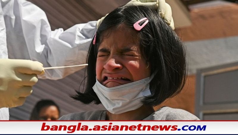 শনিবারের স্বাস্থ্য ভবনের করোনা বুলেটিন অনুযায়ী, একদিনে কলকাতায় করোনার নতুন ঢেউয়ে আক্রান্তের সংখ্যা ৪০১ জন এবং কলকাতায় মোট আক্রান্তের সংখ্যা ৩০৩,৮২৭ জন। রাজ্যে এই মুহূর্তে মোট আক্রান্ত ১৪,৫৭,২৭৩ জন। 