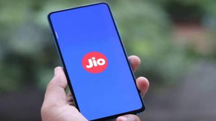 Jio To Start Emergency Data Service, Customer Gets High speed Data After Ending of Data pack Jio To Start Emergency Data Service, Customer Gets High speed Data After Ending of Data pack