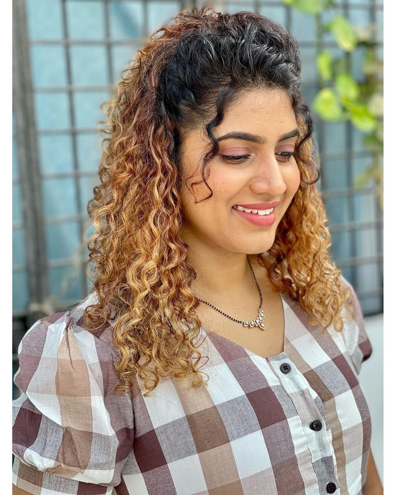 அழகு தேவதையின் அசத்தல் போஸ் 